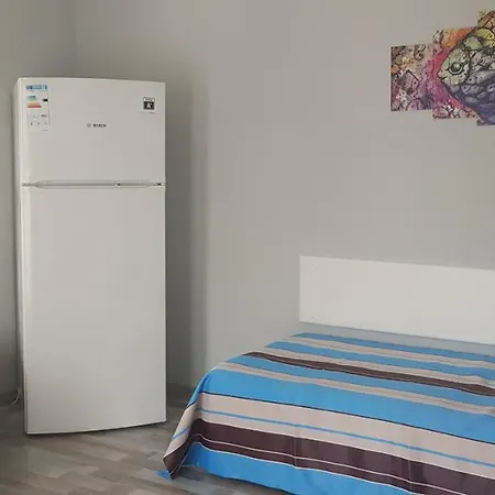בית נופש Tas Ev Suites ביטז